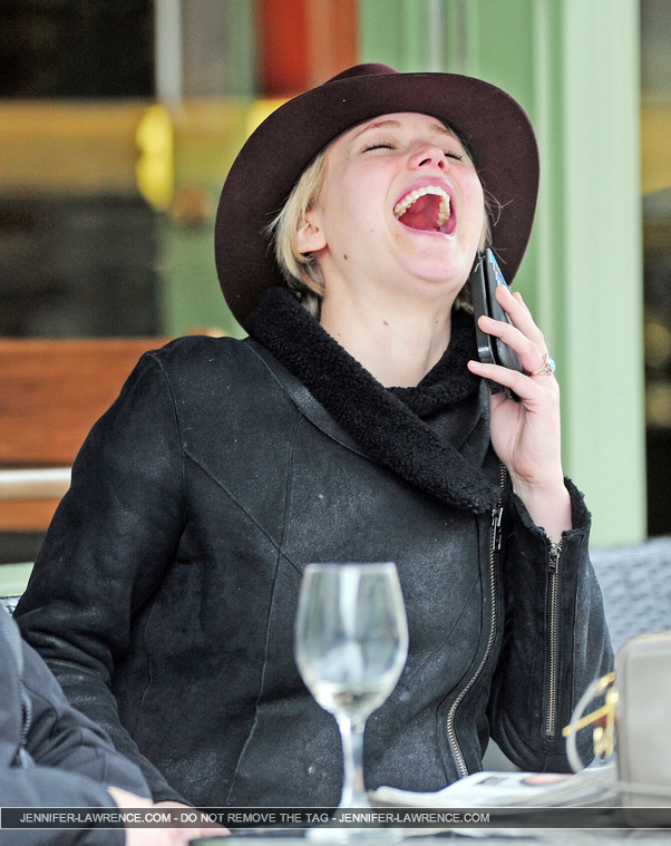 April_24_-_Having_lunch_with_Nicholas_Hoult_in_London_281529.jpg