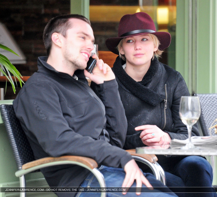 April_24_-_Having_lunch_with_Nicholas_Hoult_in_London_282029.jpg