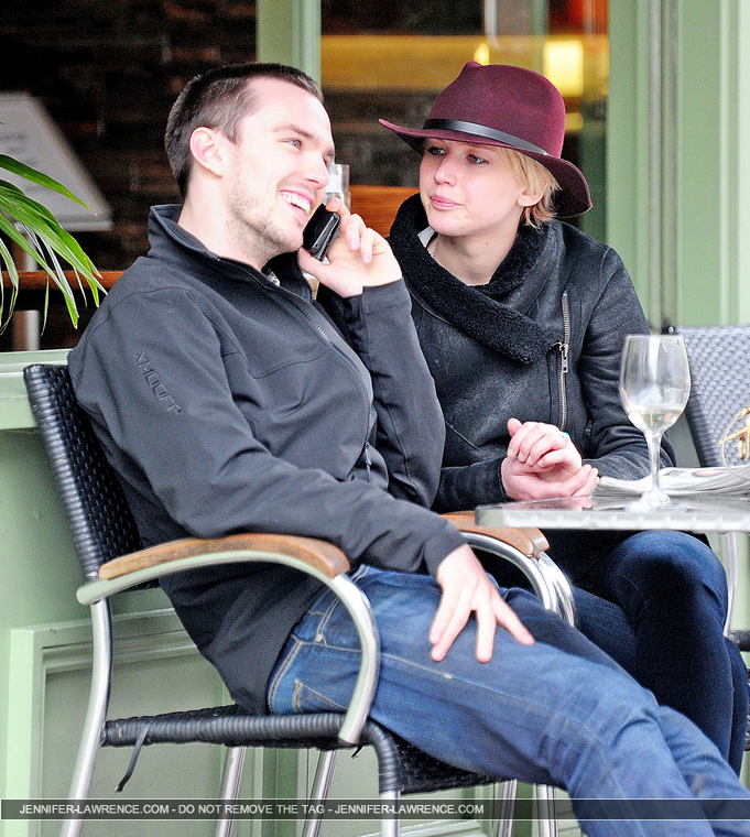April_24_-_Having_lunch_with_Nicholas_Hoult_in_London_283429.jpg