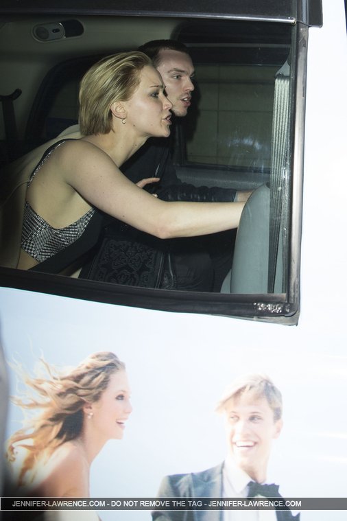 April_24_-_Out_for_dinner_at_Chilton_Steakhouse_in_London_2811229.jpg
