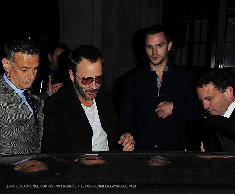 April_24_-_Out_for_dinner_at_Chilton_Steakhouse_in_London_289229.jpg