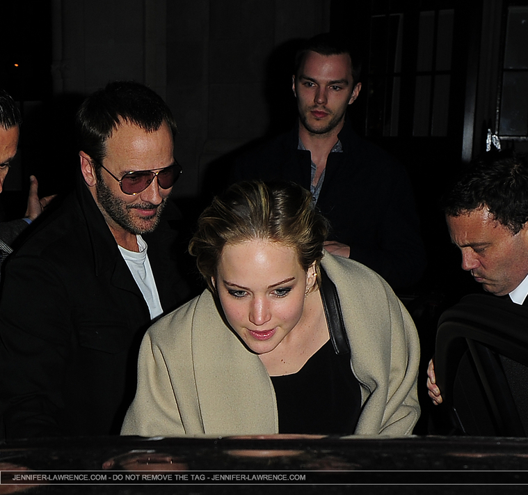 April_24_-_Out_for_dinner_at_Chilton_Steakhouse_in_London_289629.jpg