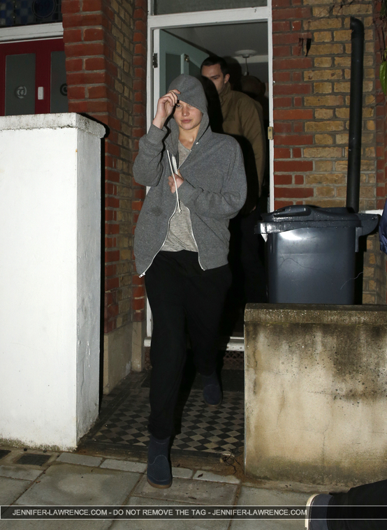 April_25_-_Leaving_a_friends_house_in_London_282029.jpg