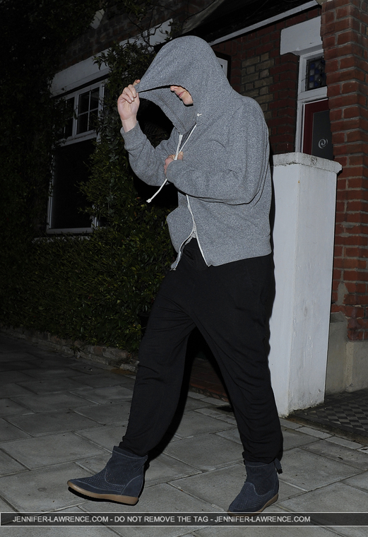 April_25_-_Leaving_a_friends_house_in_London_282529.jpg