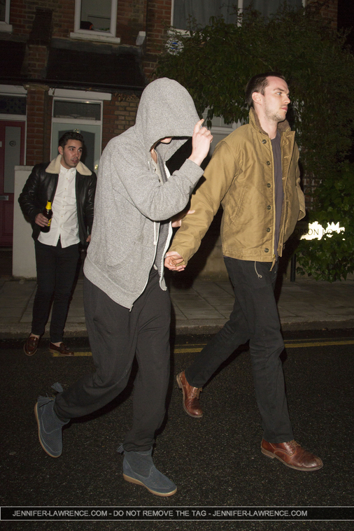 April_25_-_Leaving_a_friends_house_in_London_283529.jpg