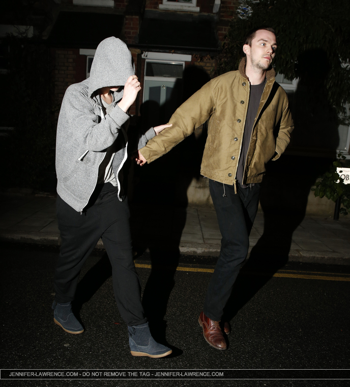 April_25_-_Leaving_a_friends_house_in_London_283729.jpg