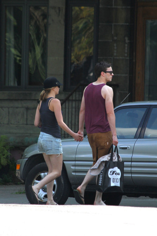 August_20_-_Jennifer_Lawrence___Nicholas_Hoult_at_Park_Lafontaine_in_Montreal_281429.jpg