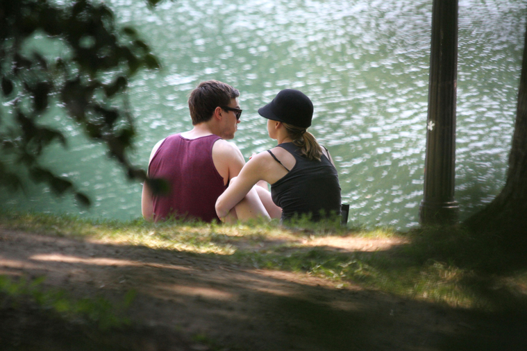August_20_-_Jennifer_Lawrence___Nicholas_Hoult_at_Park_Lafontaine_in_Montreal_282329.jpg