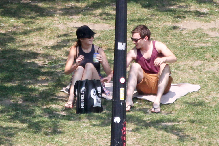 August_20_-_Jennifer_Lawrence___Nicholas_Hoult_at_Park_Lafontaine_in_Montreal_285829.jpg