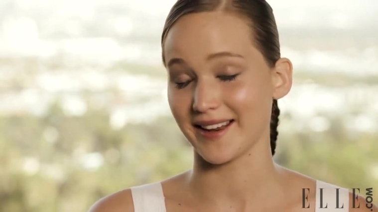 Behind_the_Scenes_Elle_Photoshoot_28December_201229__2811529.jpg
