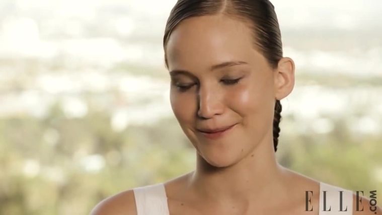 Behind_the_Scenes_Elle_Photoshoot_28December_201229__2811729.jpg