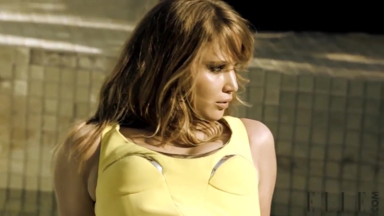 Behind_the_Scenes_Elle_Photoshoot_28December_201229__2814629.jpg