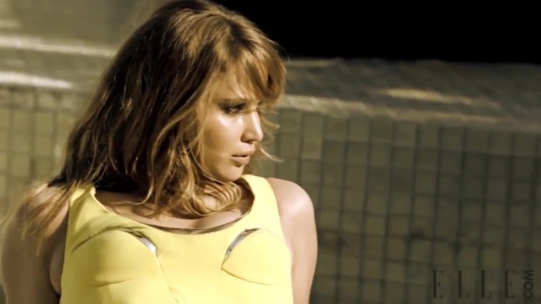 Behind_the_Scenes_Elle_Photoshoot_28December_201229__2814829.jpg