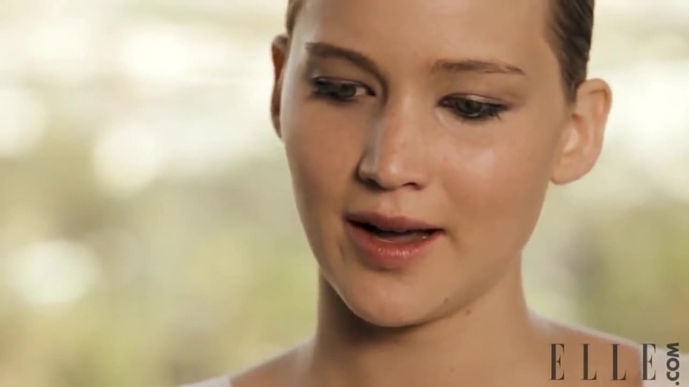 Behind_the_Scenes_Elle_Photoshoot_28December_201229__2818429.jpg