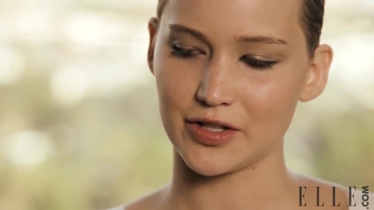 Behind_the_Scenes_Elle_Photoshoot_28December_201229__2818629.jpg