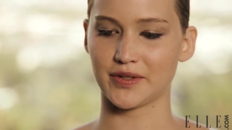 Behind_the_Scenes_Elle_Photoshoot_28December_201229__2819629.jpg