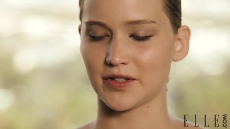 Behind_the_Scenes_Elle_Photoshoot_28December_201229__2819929.jpg