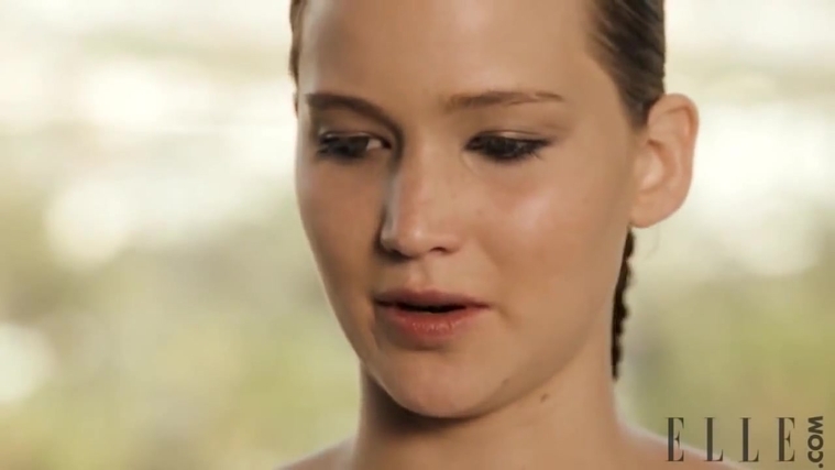 Behind_the_Scenes_Elle_Photoshoot_28December_201229__2820029.jpg