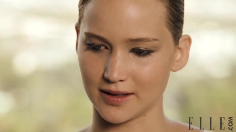 Behind_the_Scenes_Elle_Photoshoot_28December_201229__2820329.jpg