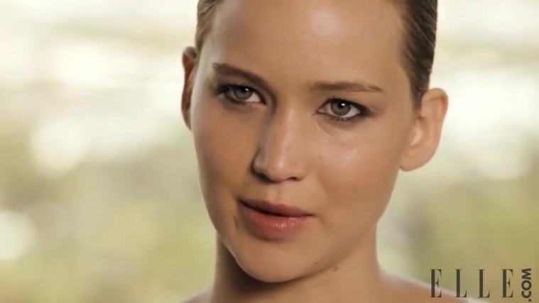 Behind_the_Scenes_Elle_Photoshoot_28December_201229__2820729.jpg