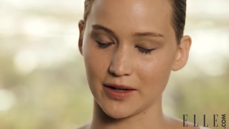 Behind_the_Scenes_Elle_Photoshoot_28December_201229__2821129.jpg