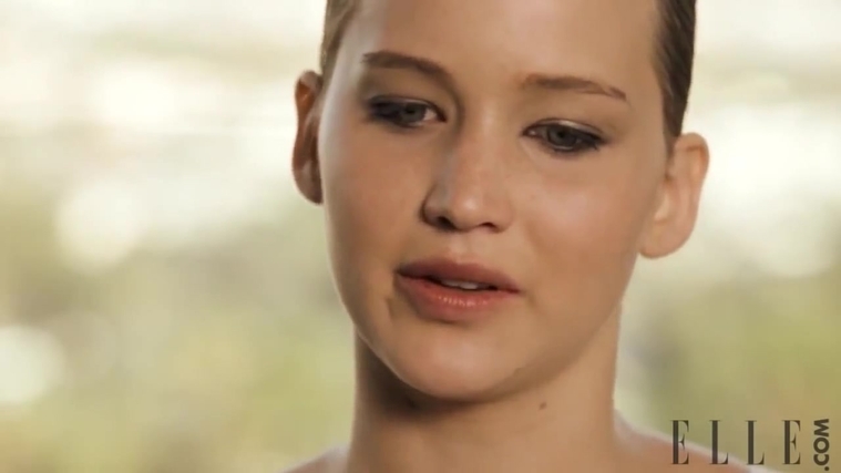 Behind_the_Scenes_Elle_Photoshoot_28December_201229__2822729.jpg