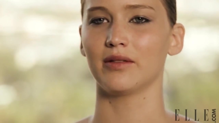 Behind_the_Scenes_Elle_Photoshoot_28December_201229__2822929.jpg