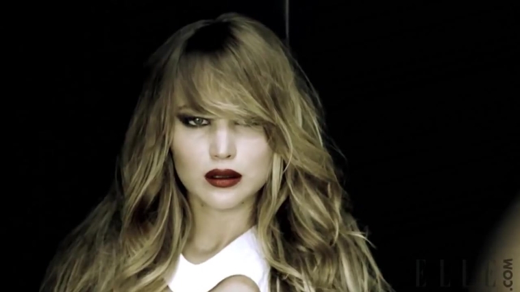 Behind_the_Scenes_Elle_Photoshoot_28December_201229__2824729.jpg