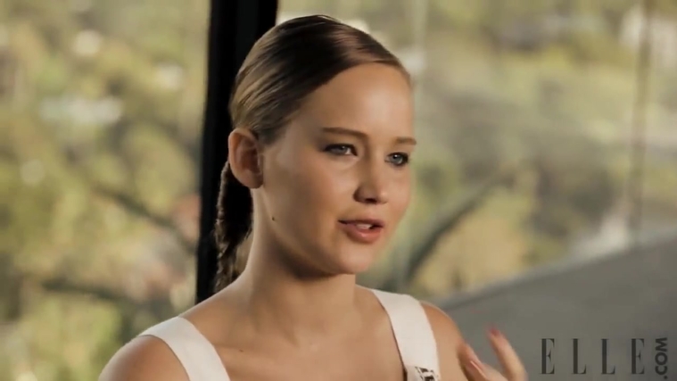 Behind_the_Scenes_Elle_Photoshoot_28December_201229__2827929.jpg