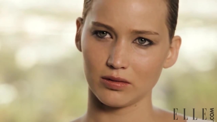 Behind_the_Scenes_Elle_Photoshoot_28December_201229__2832729.jpg