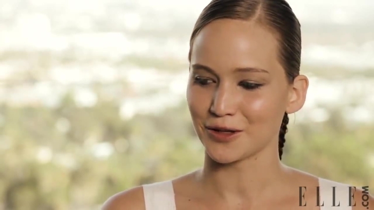 Behind_the_Scenes_Elle_Photoshoot_28December_201229__2838029.jpg