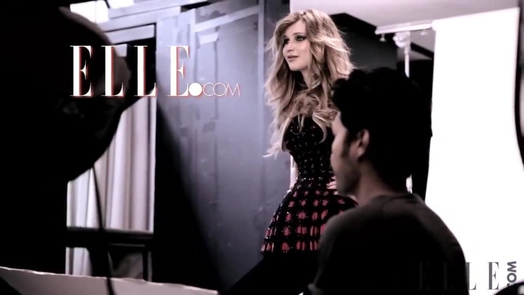 Behind_the_Scenes_Elle_Photoshoot_28December_201229__283929.jpg