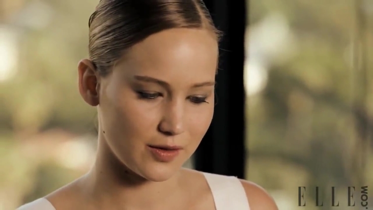 Behind_the_Scenes_Elle_Photoshoot_28December_201229__2840329.jpg