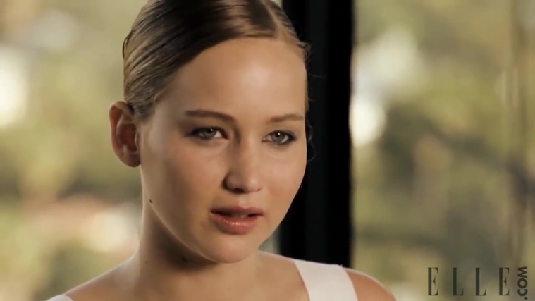 Behind_the_Scenes_Elle_Photoshoot_28December_201229__2840529.jpg