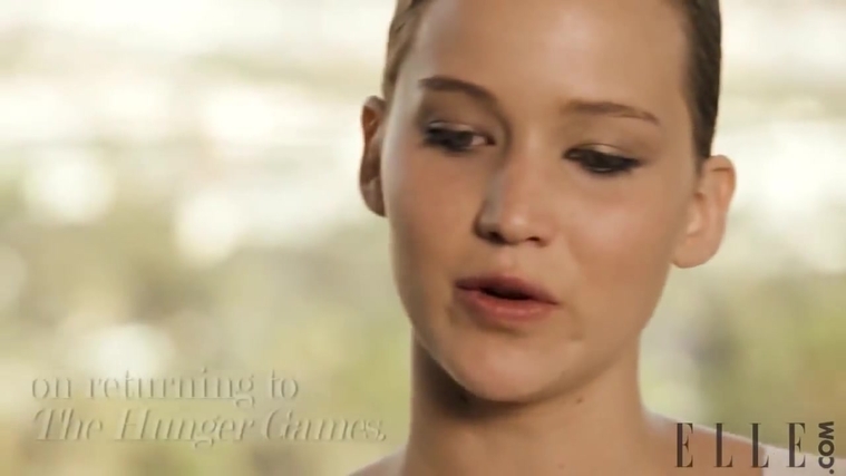 Behind_the_Scenes_Elle_Photoshoot_28December_201229__2843329.jpg