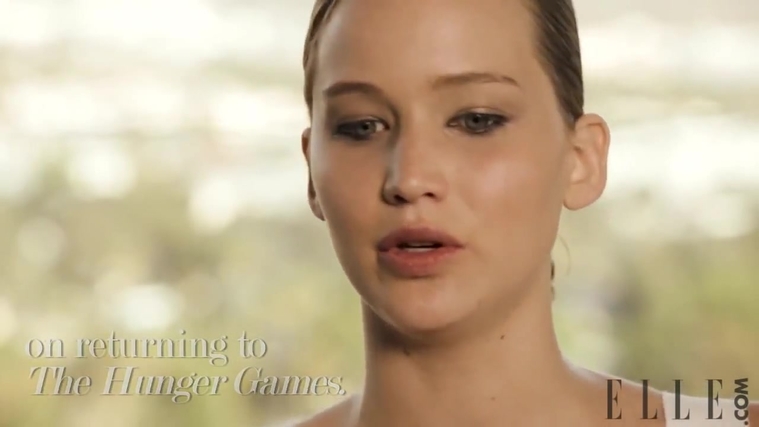 Behind_the_Scenes_Elle_Photoshoot_28December_201229__2845529.jpg