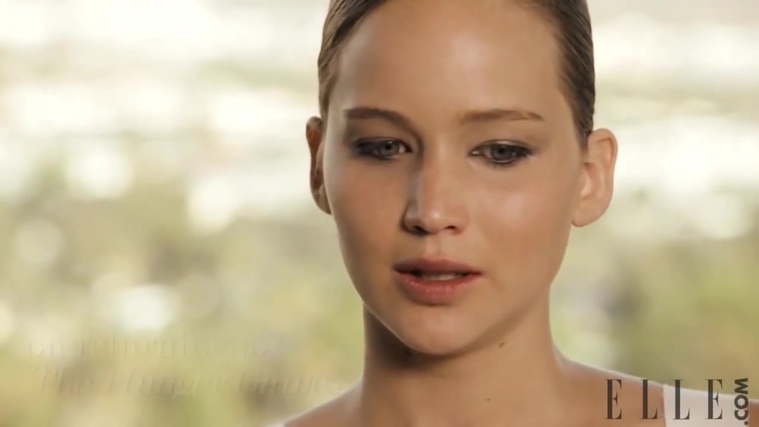 Behind_the_Scenes_Elle_Photoshoot_28December_201229__2845929.jpg
