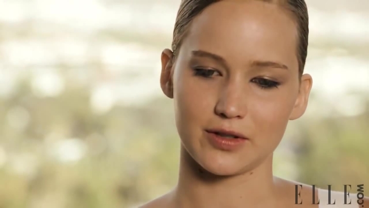 Behind_the_Scenes_Elle_Photoshoot_28December_201229__2846329.jpg