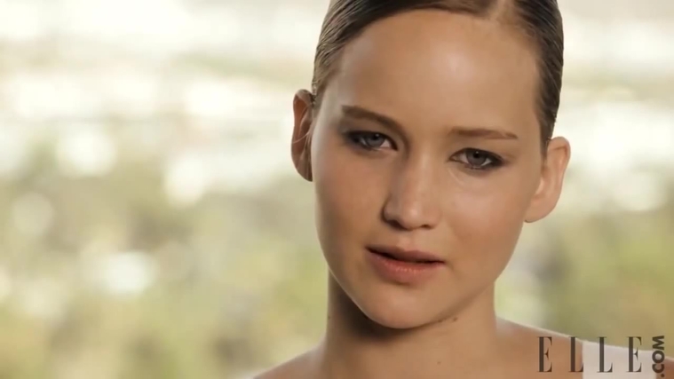 Behind_the_Scenes_Elle_Photoshoot_28December_201229__2847529.jpg