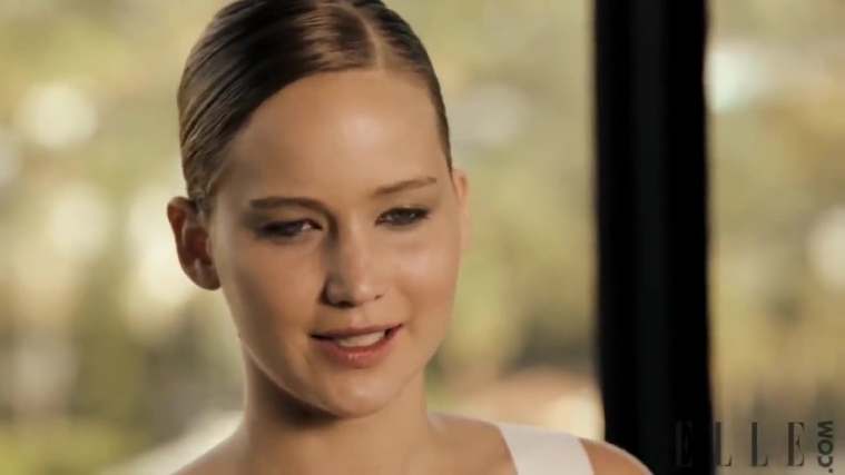 Behind_the_Scenes_Elle_Photoshoot_28December_201229__2853129.jpg