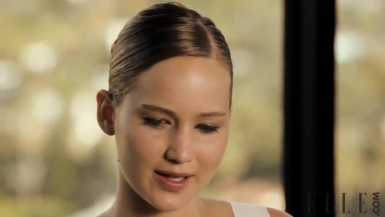 Behind_the_Scenes_Elle_Photoshoot_28December_201229__2853629.jpg