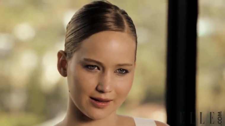 Behind_the_Scenes_Elle_Photoshoot_28December_201229__2853829.jpg
