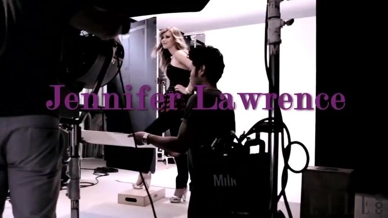 Behind_the_Scenes_Elle_Photoshoot_28December_201229__285629.jpg