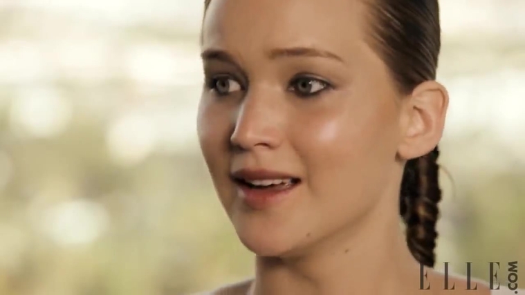 Behind_the_Scenes_Elle_Photoshoot_28December_201229__2858529.jpg
