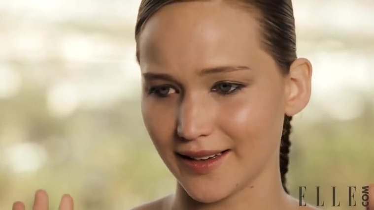 Behind_the_Scenes_Elle_Photoshoot_28December_201229__2860129.jpg