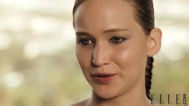 Behind_the_Scenes_Elle_Photoshoot_28December_201229__2860329.jpg