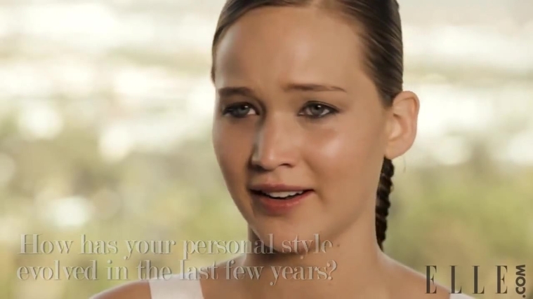 Behind_the_Scenes_Elle_Photoshoot_28December_201229__2863029.jpg