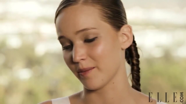 Behind_the_Scenes_Elle_Photoshoot_28December_201229__2864229.jpg