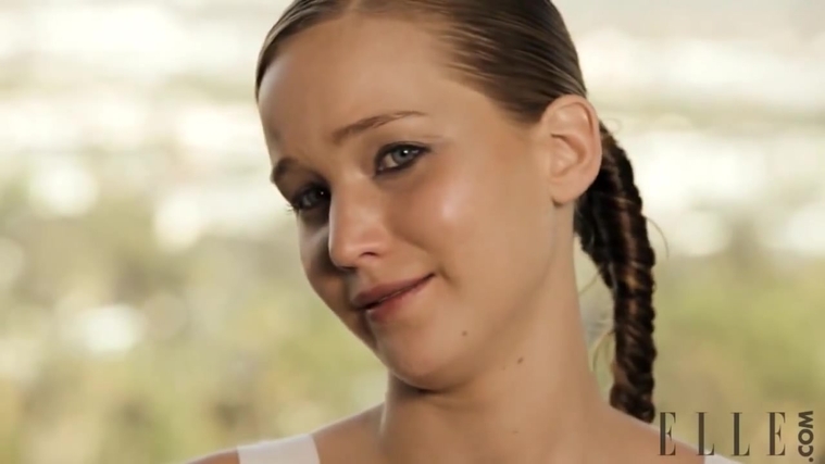 Behind_the_Scenes_Elle_Photoshoot_28December_201229__2865729.jpg