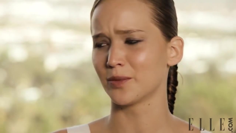 Behind_the_Scenes_Elle_Photoshoot_28December_201229__2866229.jpg